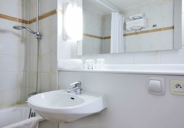 Hotel Kyriad Avignon - Centre Commercial Cap Sud