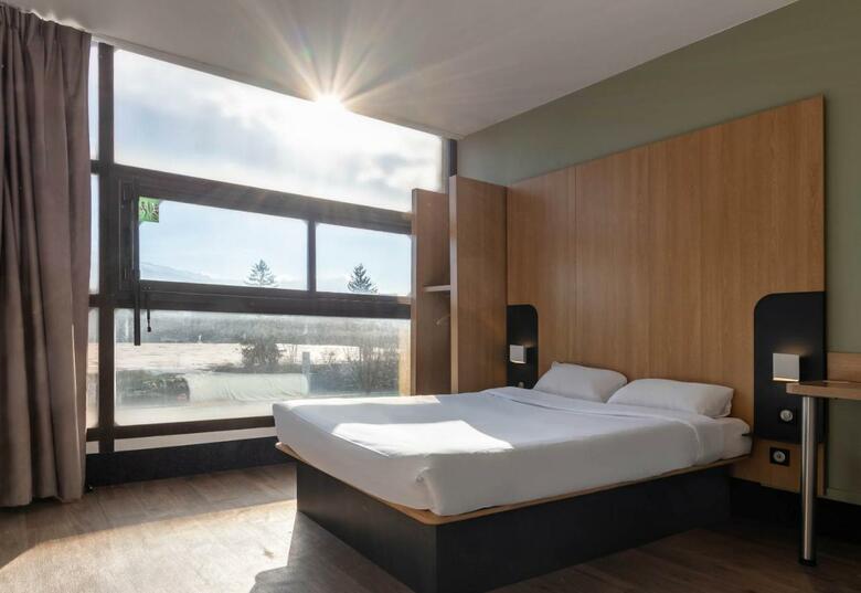 Comfort Hotel Residence(.)