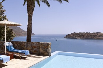 Hotel Blue Palace Resort And Spa