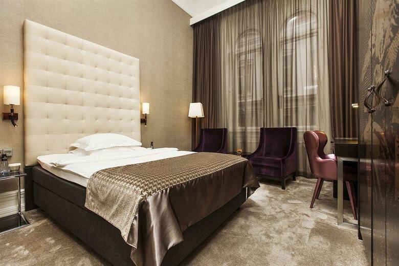 Hotel Elite Plaza