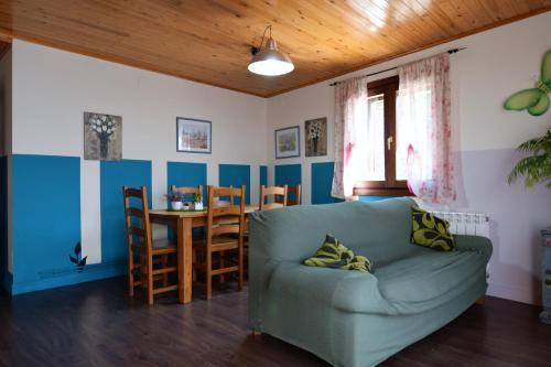 Apartamentos L�era De Baix