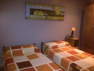 Apartamentos L�era De Baix