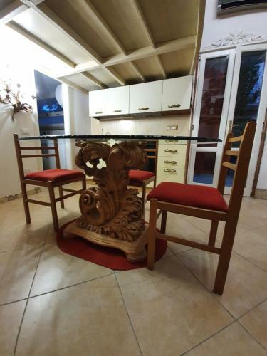 Apartamento Vicino Al Centro Maga Merlino