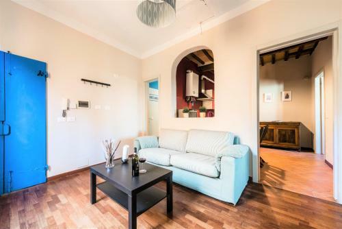 Hostly - La Pera Suite Apartment - 2 Bedrooms, Full Center
