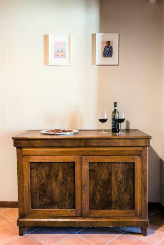 Hostly - La Pera Suite Apartment - 2 Bedrooms, Full Center