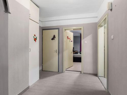 Authentic Apartment In Lehrberg Near Lehrberger Kappl
