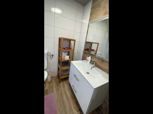 Apartamento Moderne Ferienwohnung Leipheim