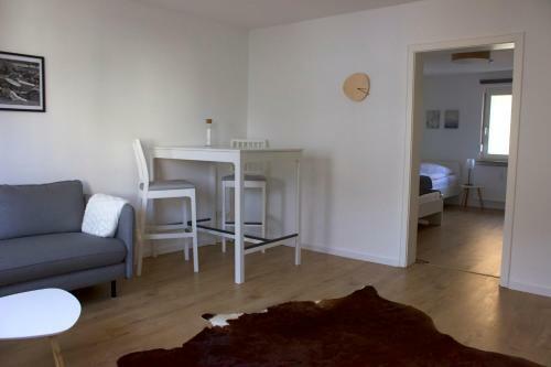Apartment Airport / Messe
