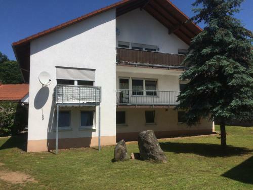 Apartamentos Ferienwohnung Am Waldrand
