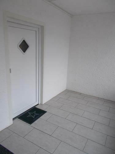 Eltinger Studio Apartment