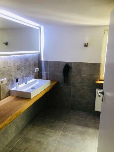 Apartamento Ferienwohnung Waldblick
