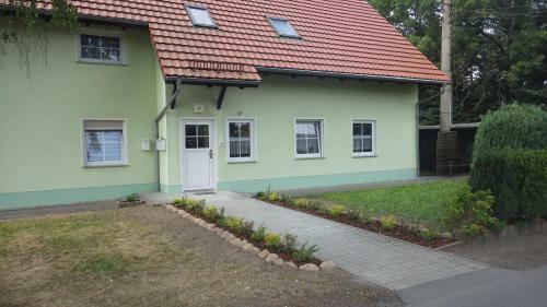 Apartamento Ferienwohnung Am Gro�en Stein