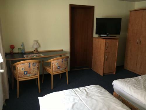 Hostal Altes Gasthaus Leuna Pension