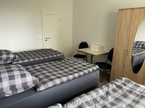 Apartamento Sch�ne Monteurwohnung In Leipzig Gr�nau