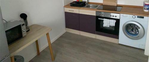 Apartamento Sch�ne Monteurwohnung In Leipzig Gr�nau