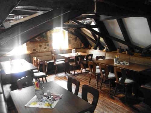 Hostal Restaurant & Pension "bauernhof Zum Silberbergwerk"