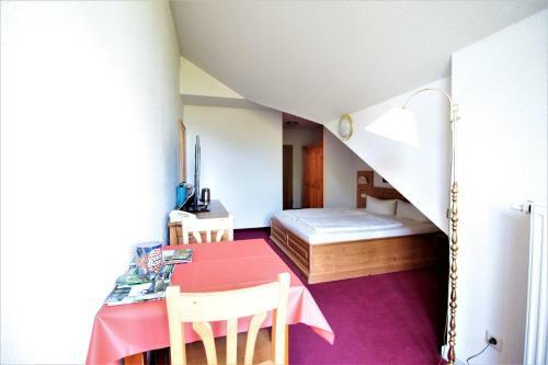 Ruhiges Doppelzimmer Im Hotel Ahornhof