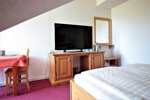 Ruhiges Doppelzimmer Im Hotel Ahornhof
