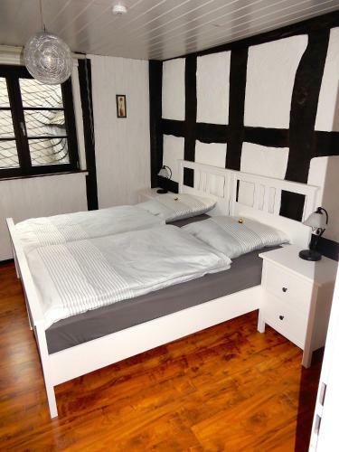 Apartamento Gasthaus Burgkeller