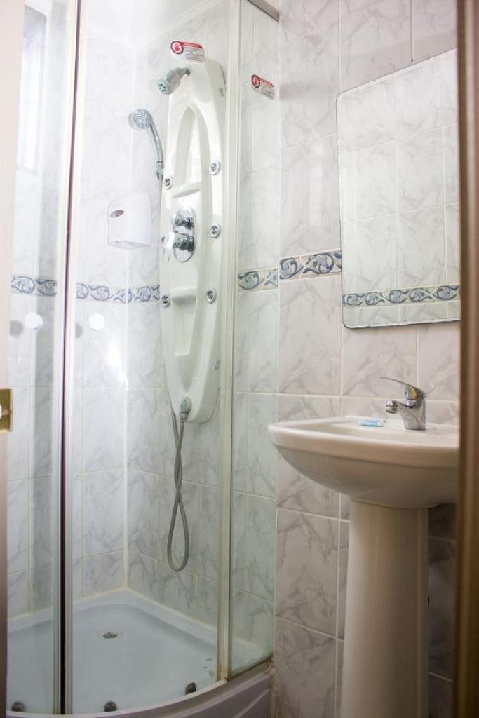 Posada Hostal Residencia Blest Gana