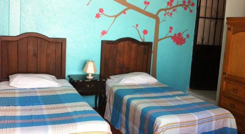 Albergue Hostal Del Barrio