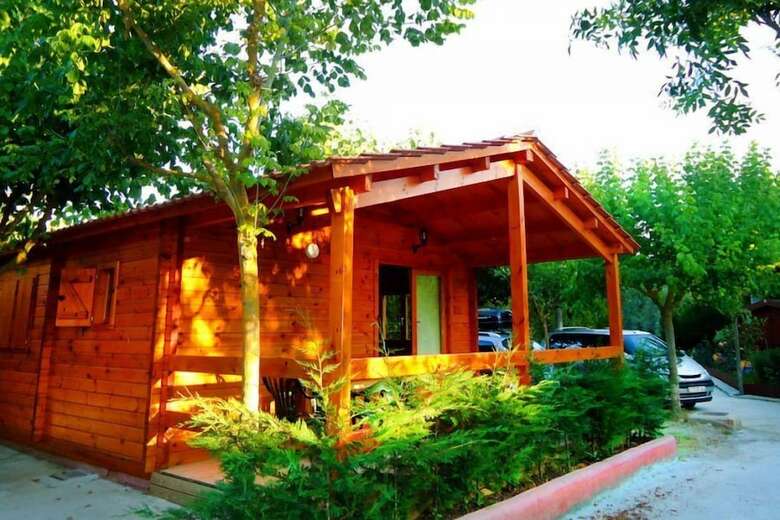 Prades Park Camping & Bungalow