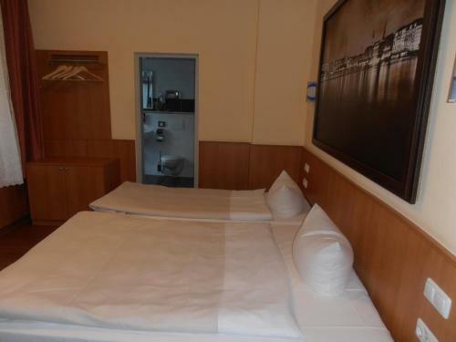 Altan Hotel