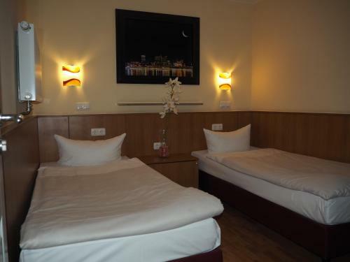 Altan Hotel