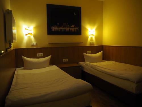 Altan Hotel