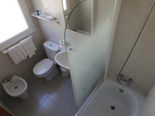 Hostal Noray Y Hostal Rigau