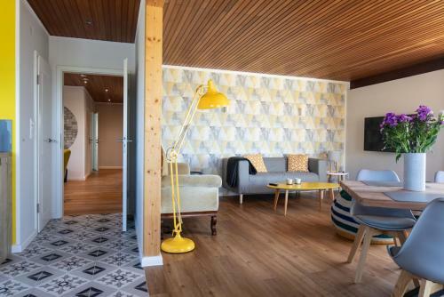 Elli�s Hus