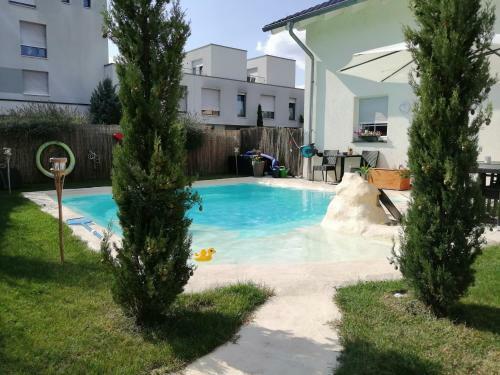 Apartamento Belle Etage Ger�umige Ferienwohnung Mit Pool Und Sauna