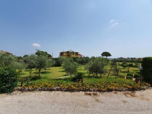 Bed & Breakfast Home 123