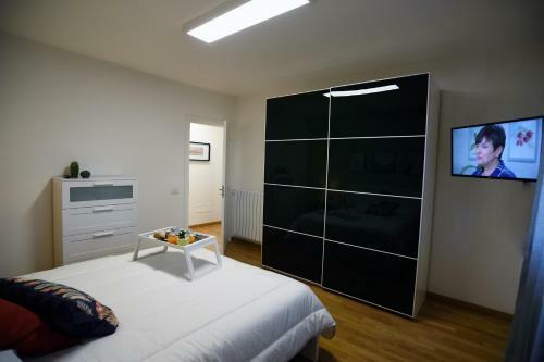 Hostal Pyramis Room