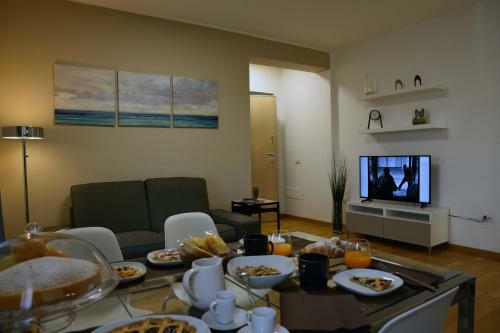 Hostal Pyramis Room