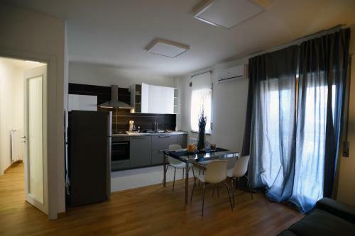 Hostal Pyramis Room