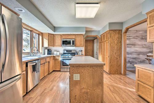 Spacious Wyoming Family Home With Fire Pit!