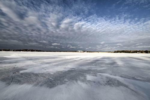 Lake-view Kimball Cabin With 10 Acres And Private Beach