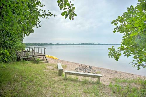 Lake-view Kimball Cabin With 10 Acres And Private Beach