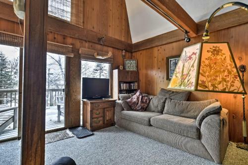 Lake-view Kimball Cabin With 10 Acres And Private Beach