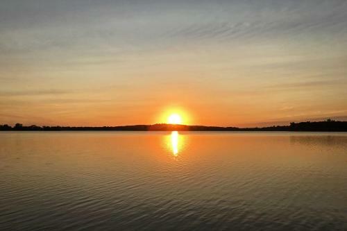 Lake-view Kimball Cabin With 10 Acres And Private Beach
