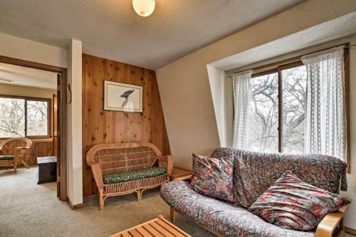 Lake-view Kimball Cabin With 10 Acres And Private Beach