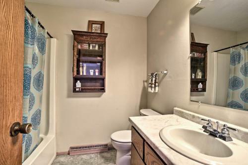 Lake-view Kimball Cabin With 10 Acres And Private Beach