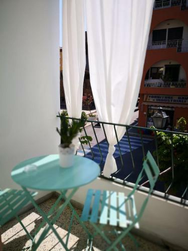 Hostal Loraia Design Rooms