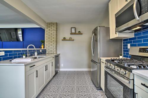 Mpls Duplex With Wifi And Kitchen 5 Mi To Dtwn!