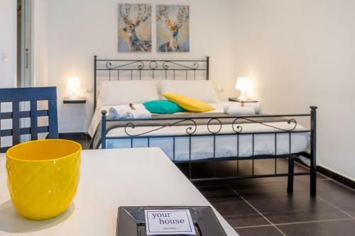 Hostal Your House