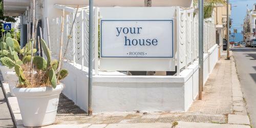 Hostal Your House