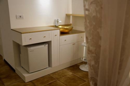Hostal Gold White Exclusive House