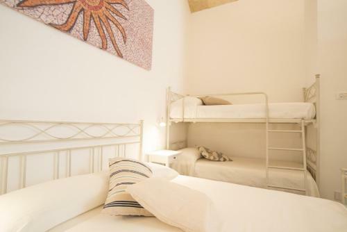 Hostal Sun House Rooms