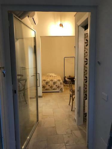 Hostal Rom�-antica Dimora
